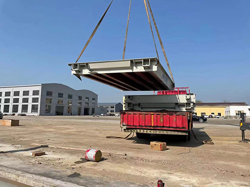 成人午夜影视/汽车衡